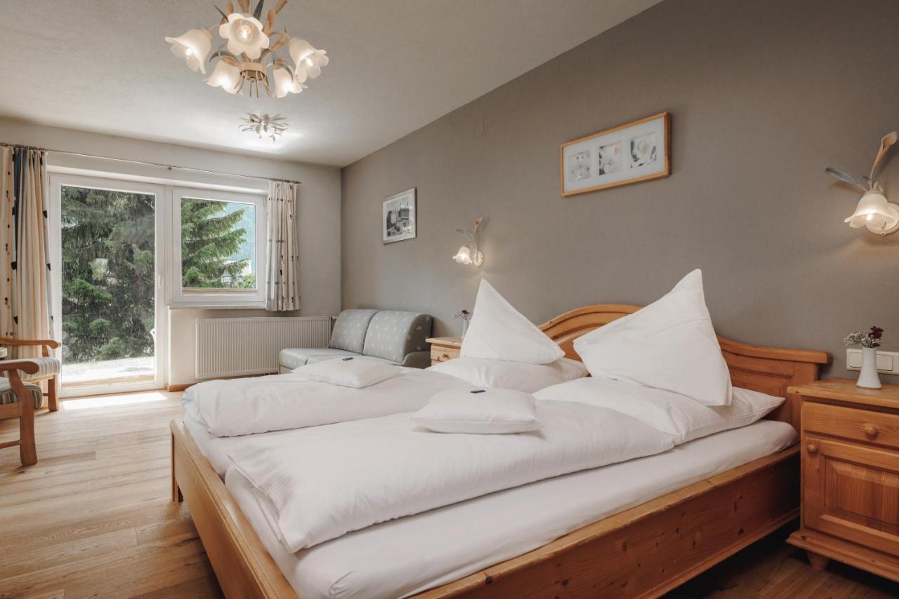 Hotel Rotlechhof Berwang Bagian luar foto