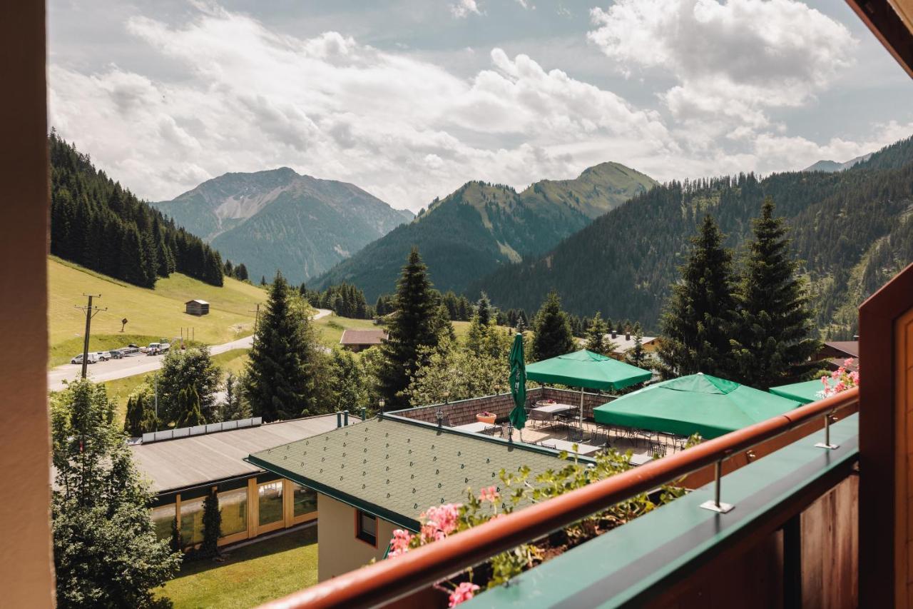 Hotel Rotlechhof Berwang Bagian luar foto