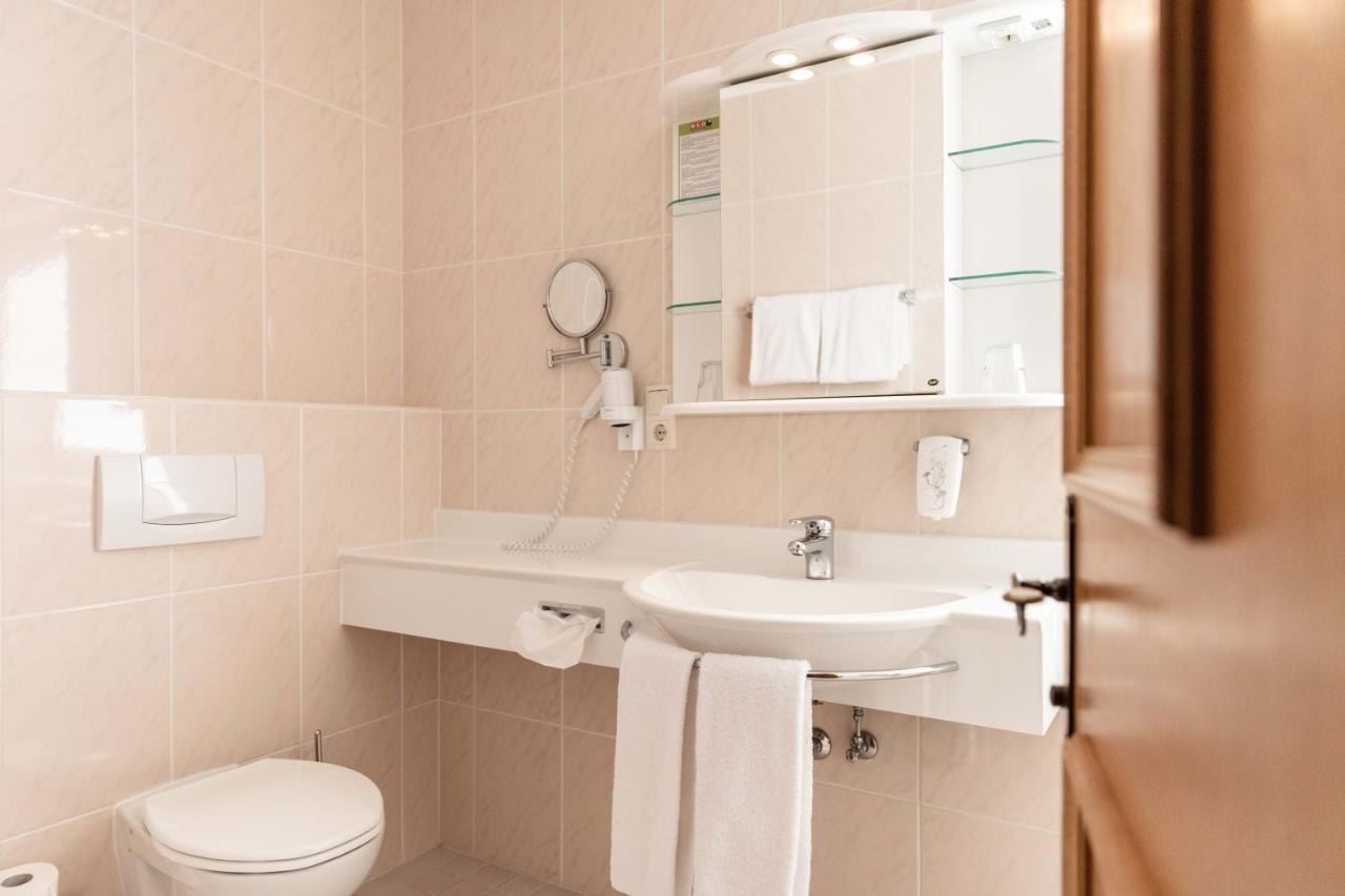 Hotel Rotlechhof Berwang Bagian luar foto