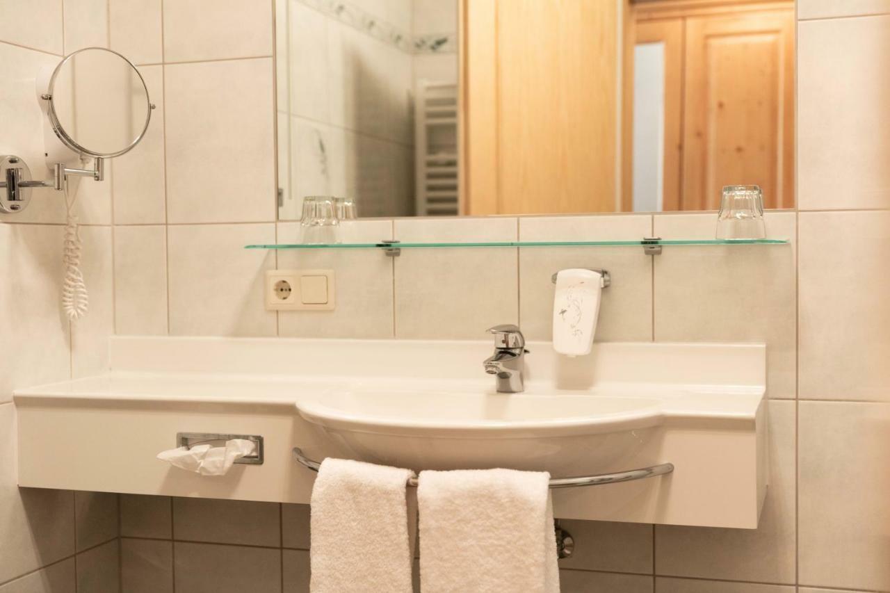 Hotel Rotlechhof Berwang Bagian luar foto